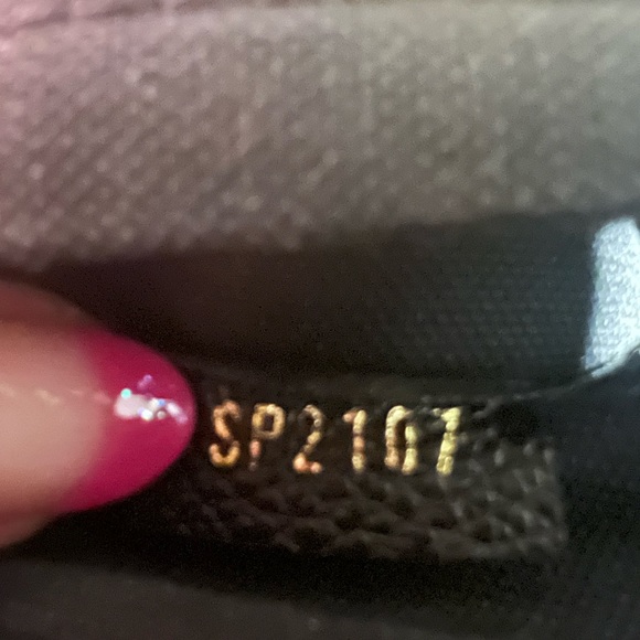 💯Authentic Louis Vuitton MM Empriente Monogram Vosges 2way w/ Wallet included! - Picture 14 of 17